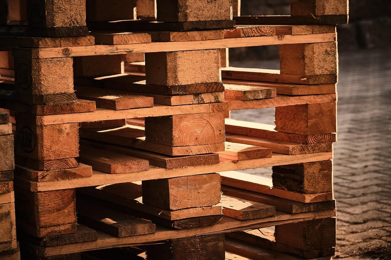 Repurposed Wooden Pallet Shelves